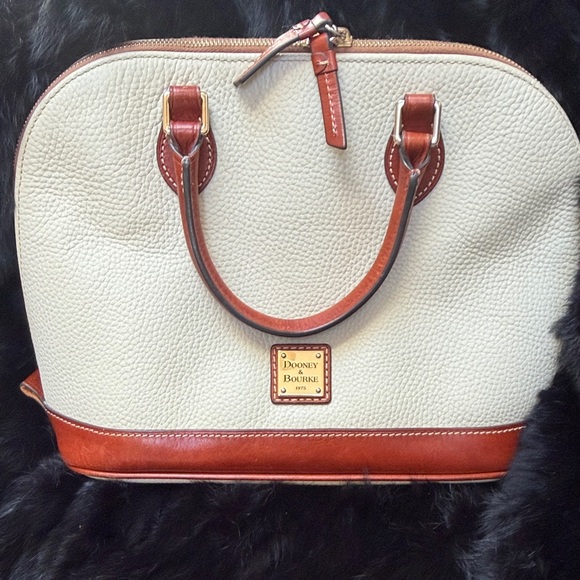 Dooney & Bourke Cream and Brown Satchel classic style - Picture 12 of 16